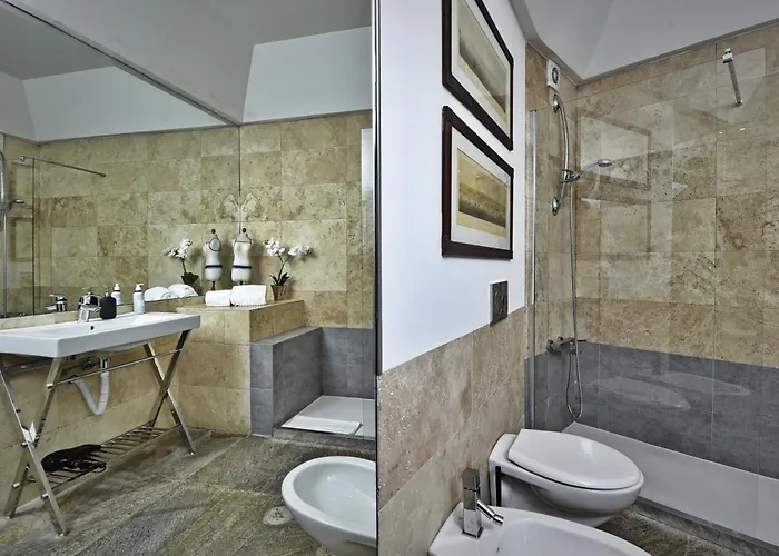 Lapa 82 Bed & Breakfast 3*