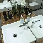Lapa 82 Bed & Breakfast